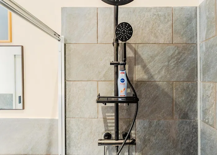 Heavenly Flat In Self Check In